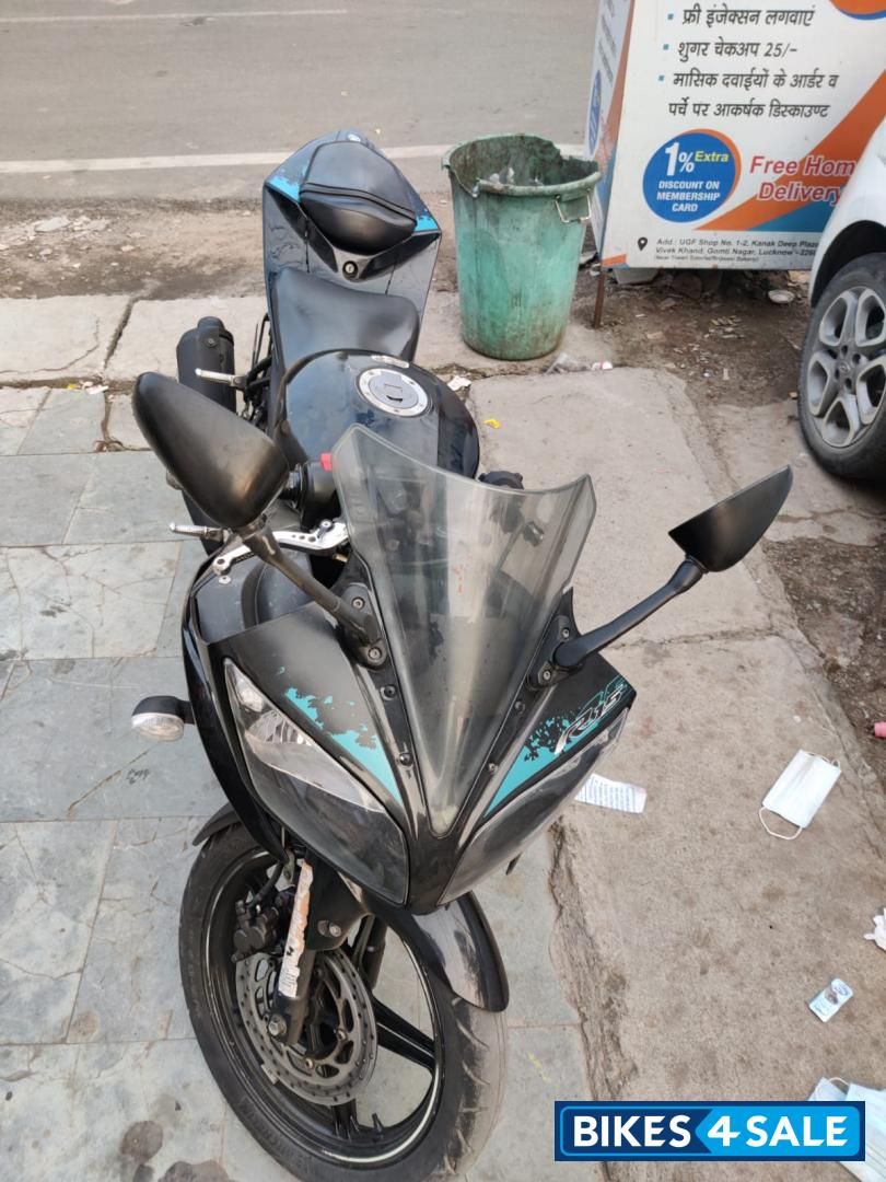 Yamaha YZF R15 V2 Yamaha YZF R15 V2