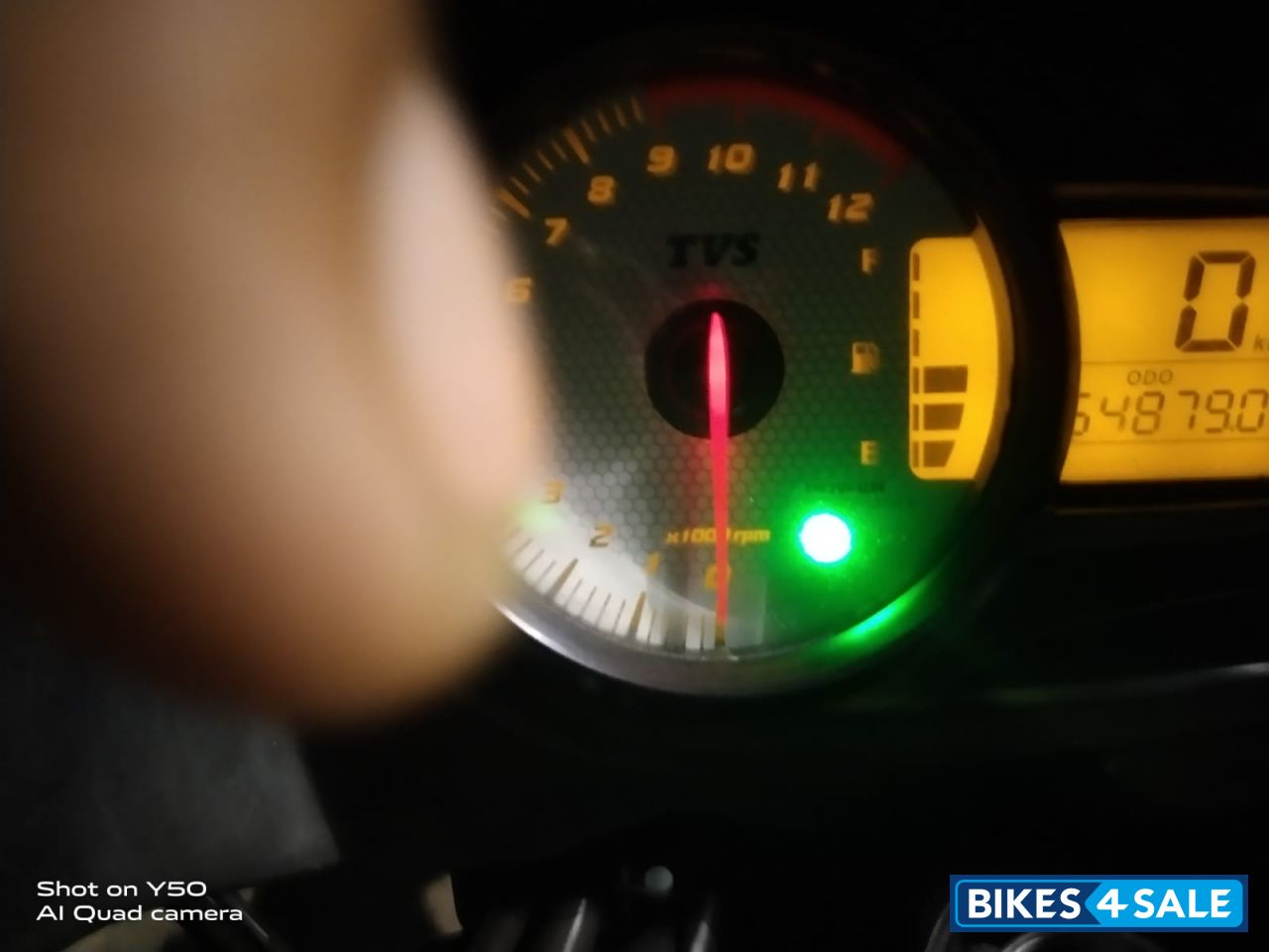 TVS Victor Premium Edition