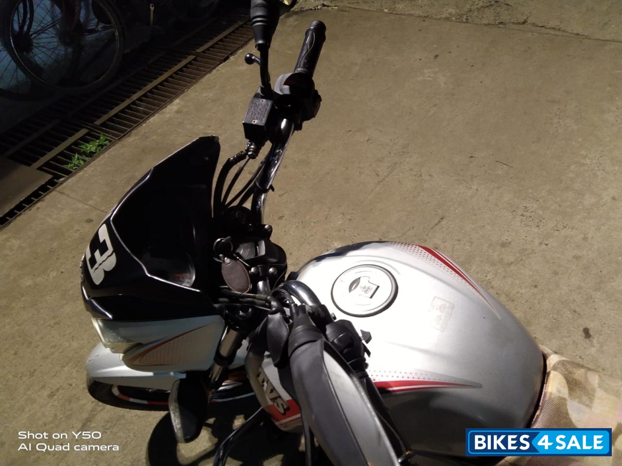 TVS Victor Premium Edition