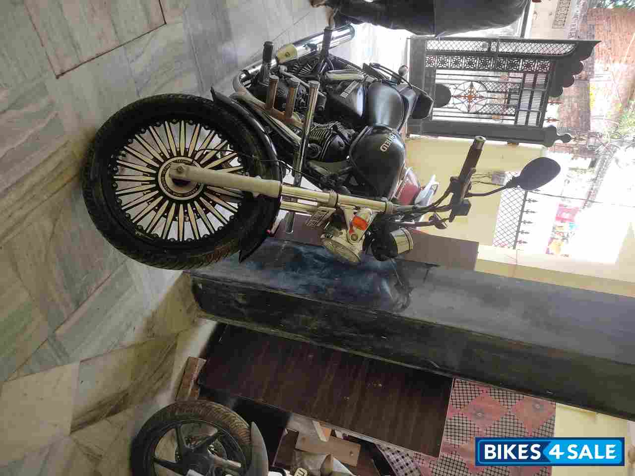 Royal Enfield Thunderbird 350