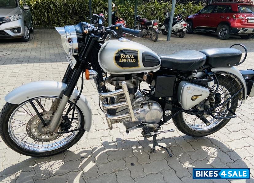 Silver Royal Enfield Classic 350
