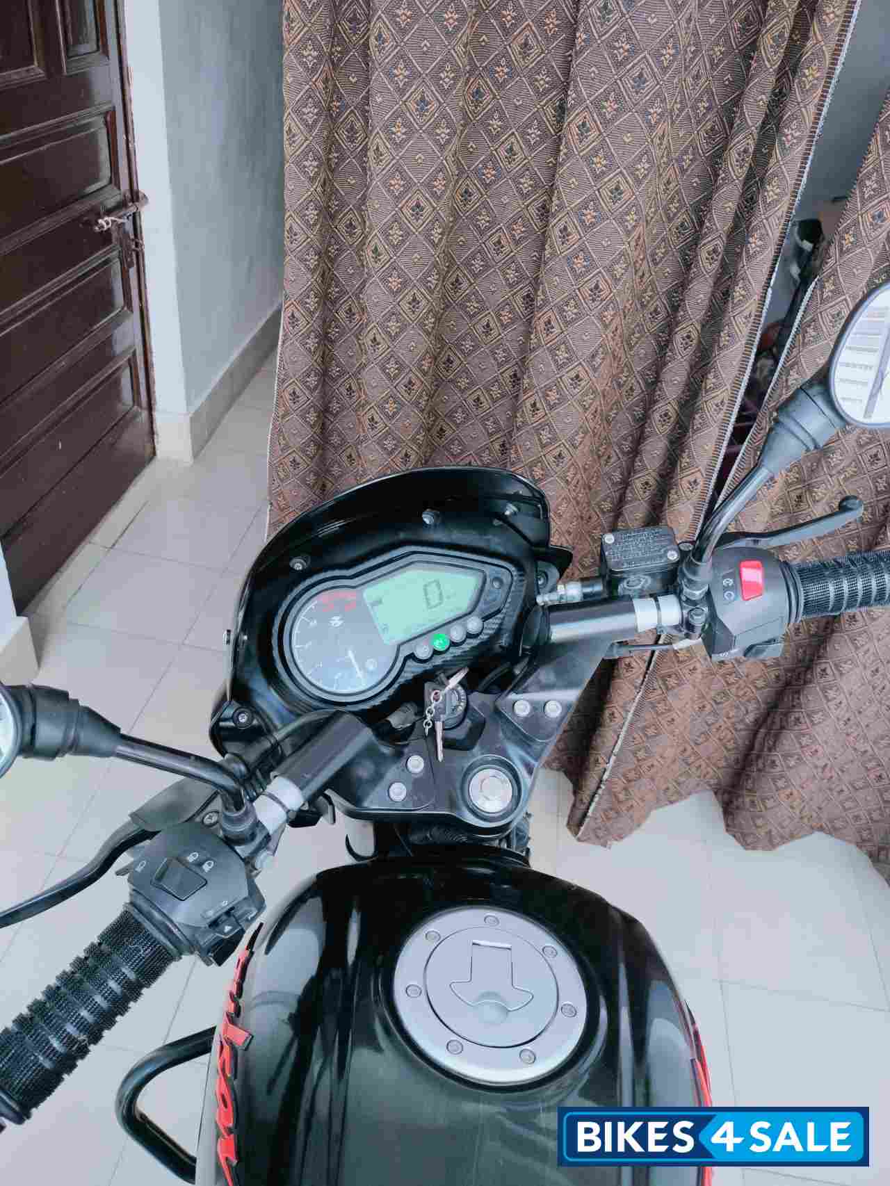 Black Bajaj Pulsar 150