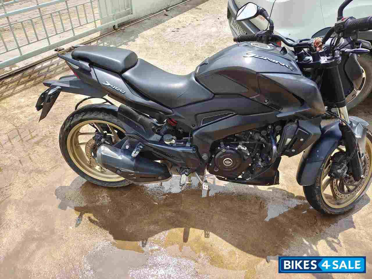 Bajaj Dominar 400