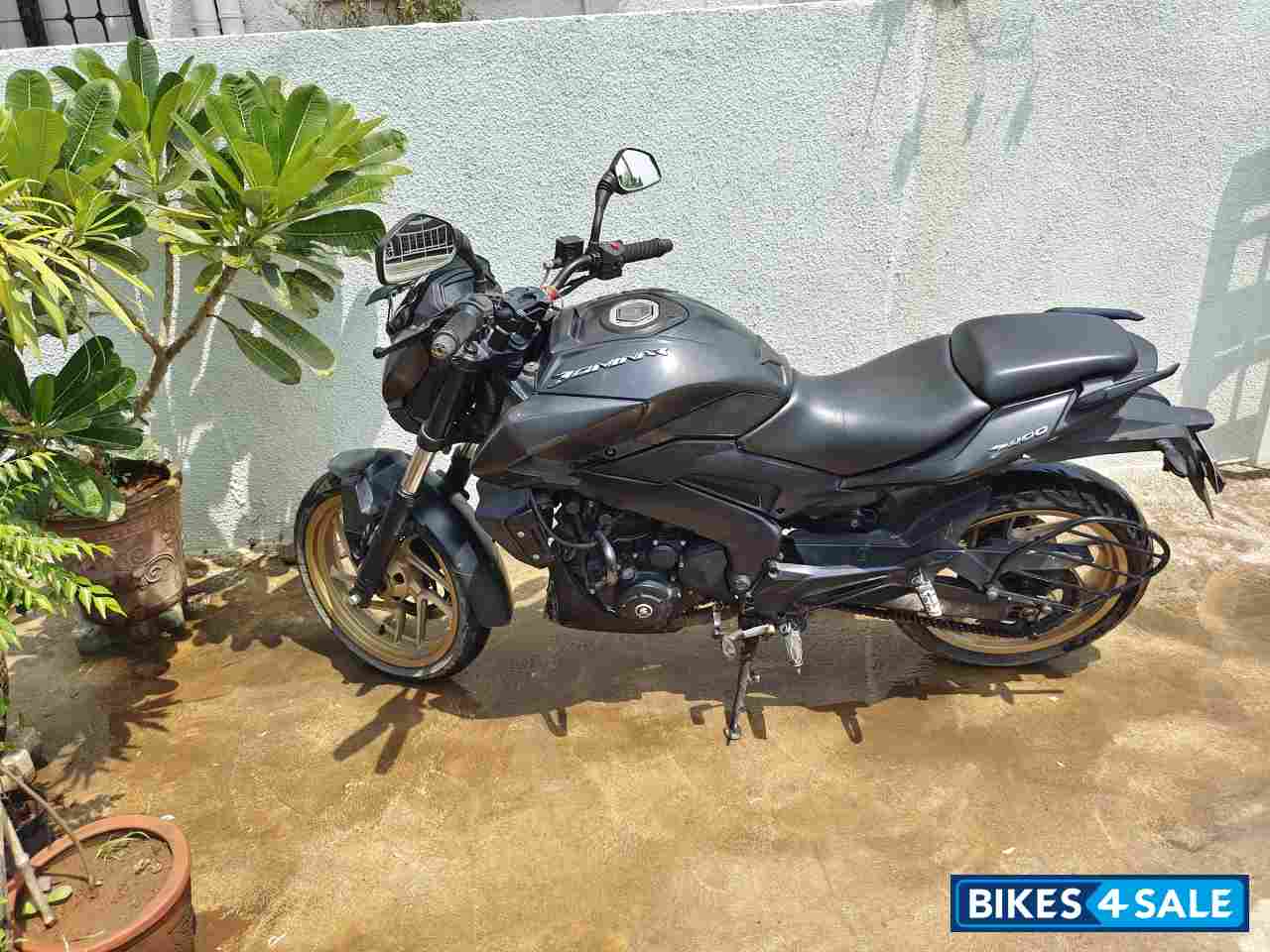 Bajaj Dominar 400