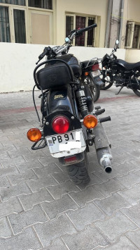 Royal Enfield Bullet 350