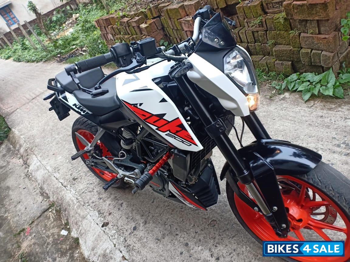 KTM Duke 200 ABS