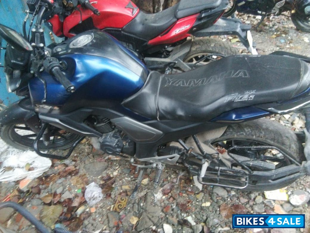 Purple Yamaha FZ-S FI V3