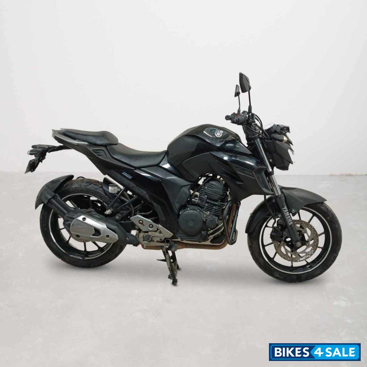 Yamaha FZ25