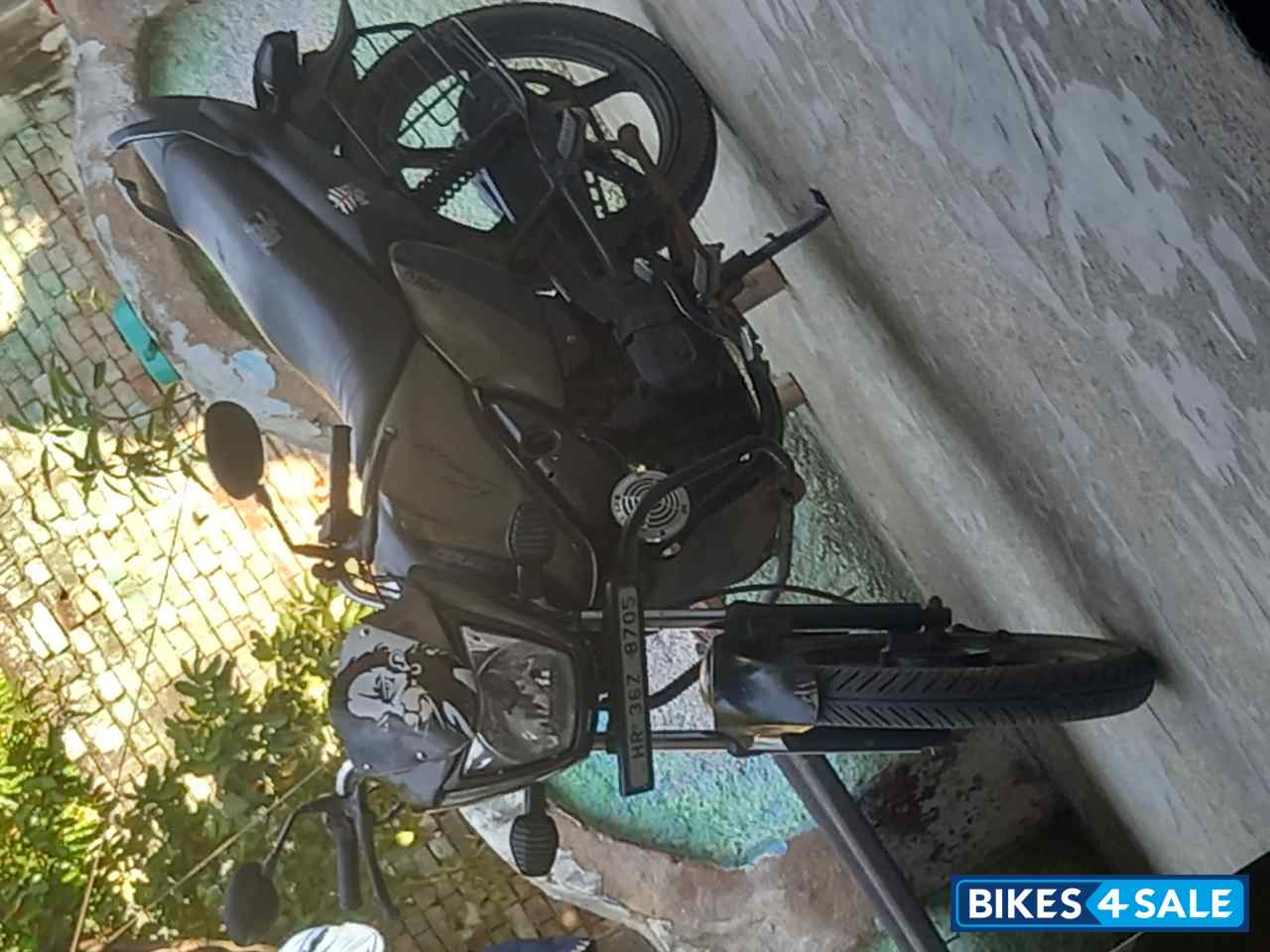 Blue Modified Black Hero Splendor iSmart