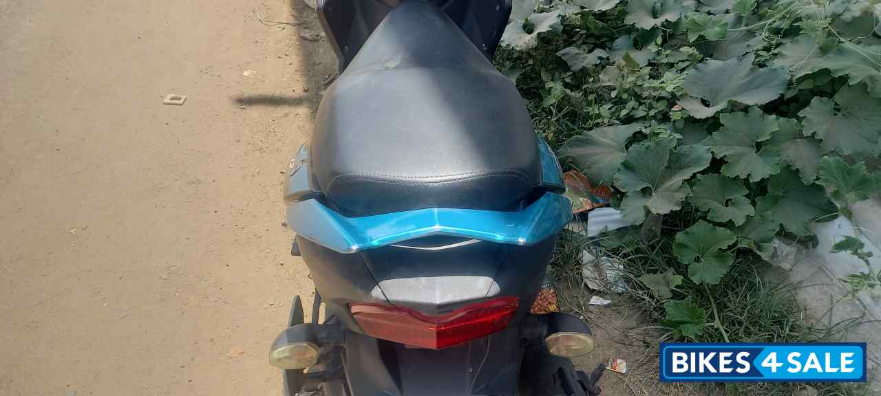 Yamaha Ray ZR 125 Fi Hybrid Disc