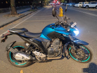 Cyan Metallic 6 Yamaha FZ25