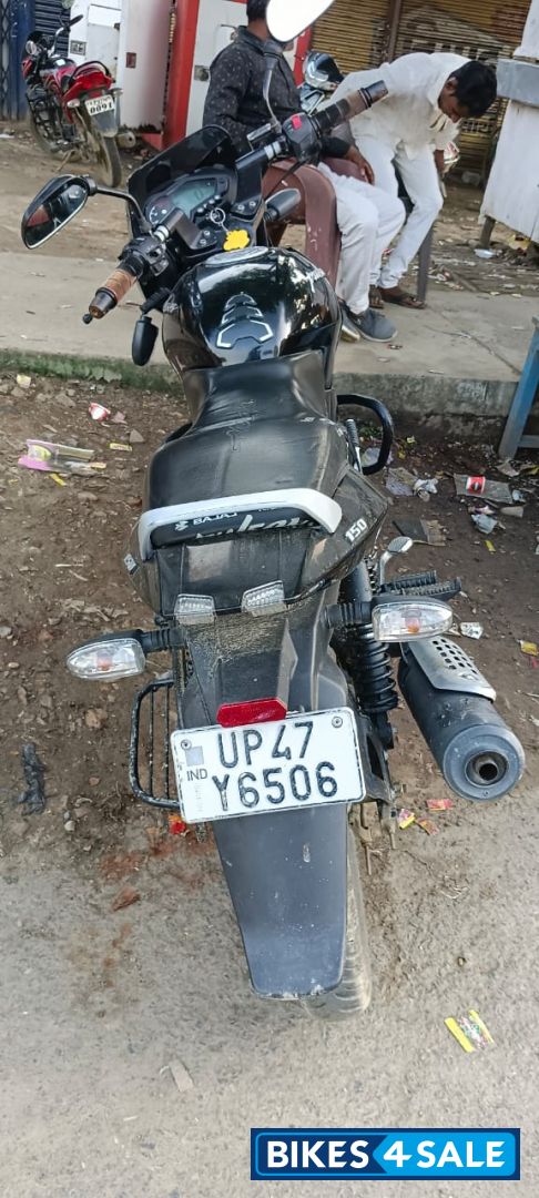 Bajaj Pulsar 150 Neon