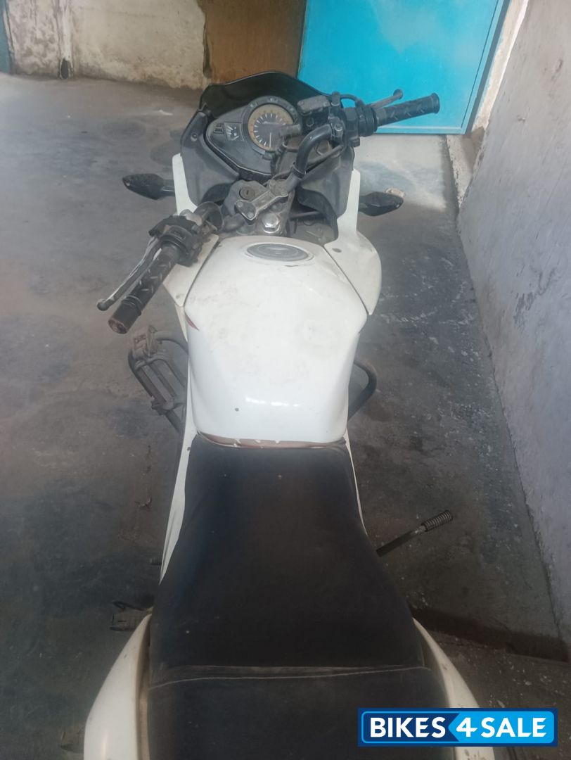 White Hero Ignitor White Hero Ignitor