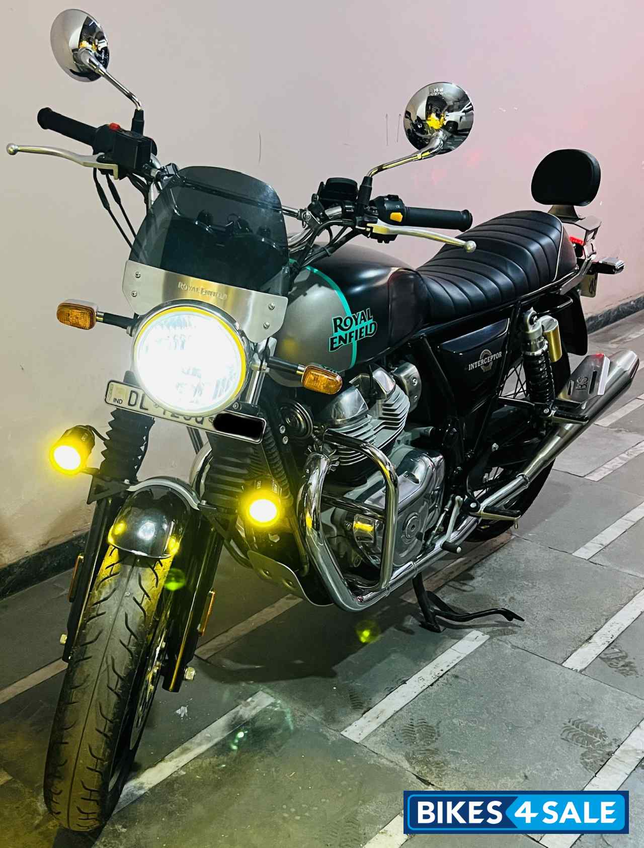Down Town Drag Royal Enfield Interceptor 650 Twin