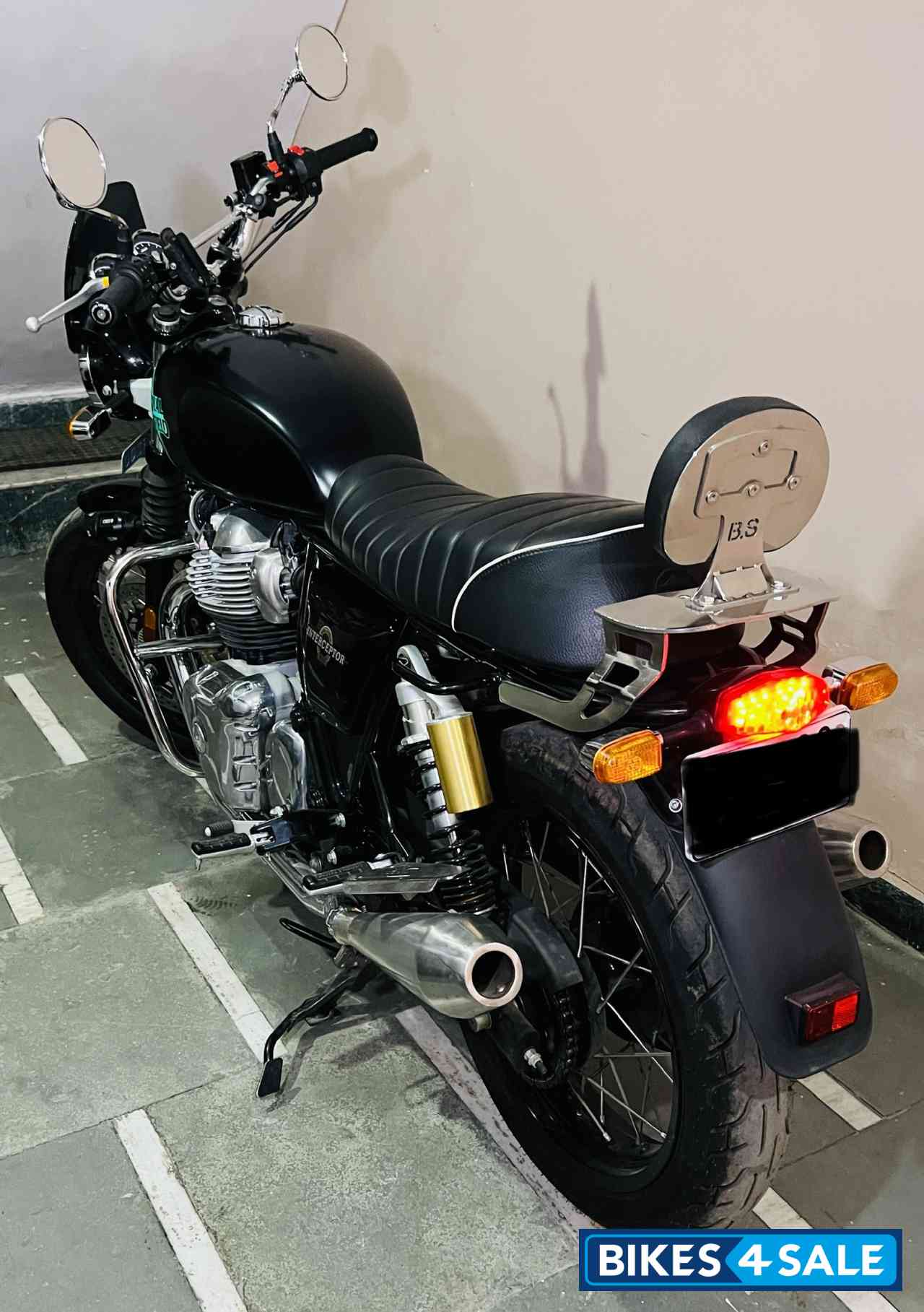 Down Town Drag Royal Enfield Interceptor 650 Twin