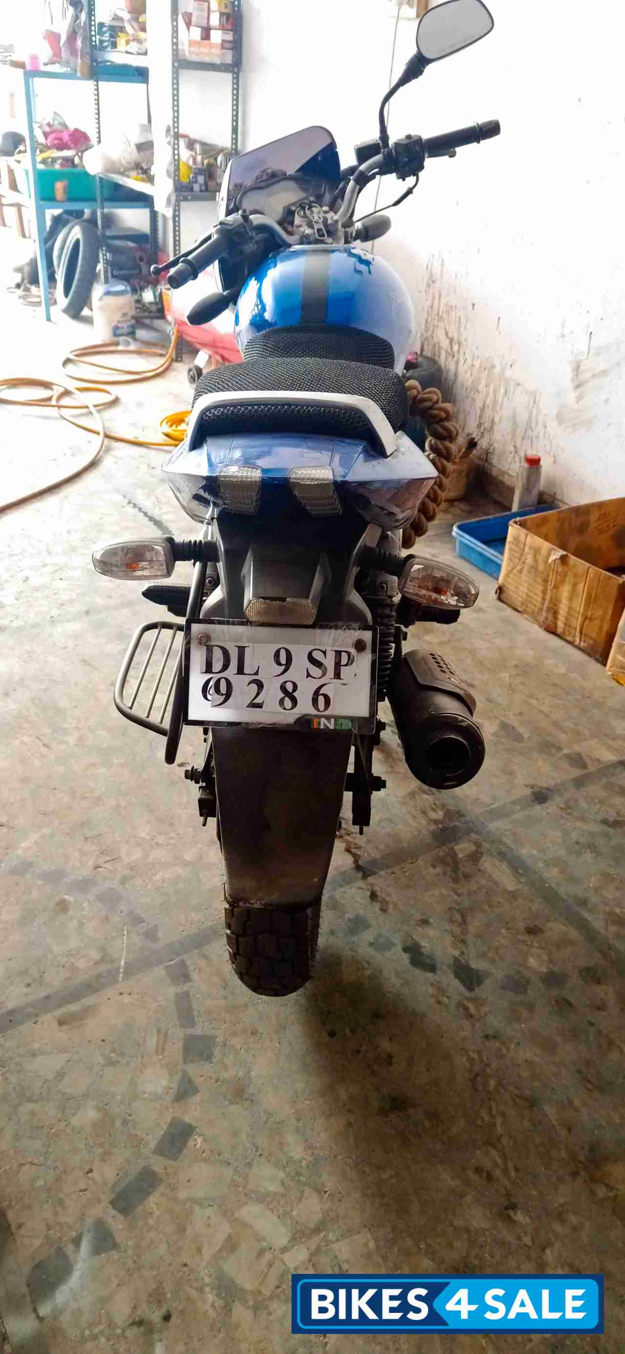 Bajaj Pulsar 180 DTSi Bajaj Pulsar 180 DTSi