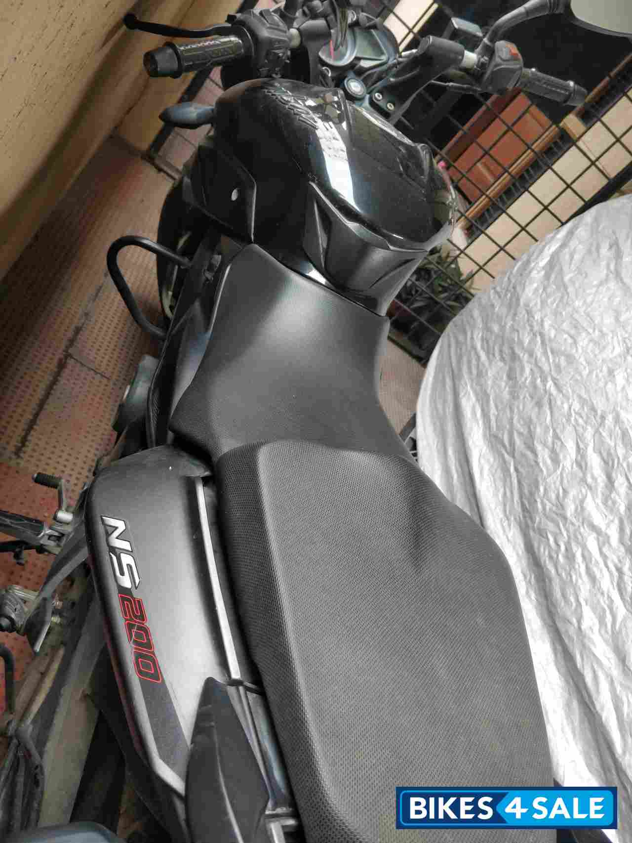 Bajaj Pulsar AS 200