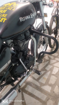 Matte Black Royal Enfield Thunderbird