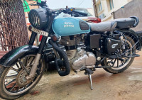 Blue Royal Enfield Classic 350 Redditch Blue