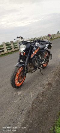 Black And Red KTM Duke 200
