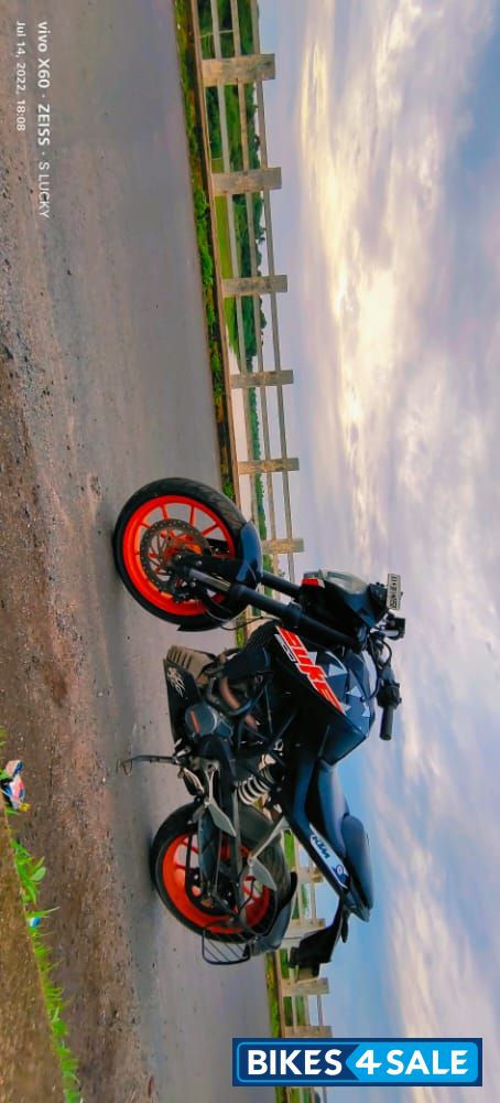 Black And Red KTM Duke 200