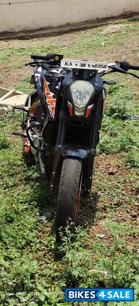 Black And Red KTM Duke 200