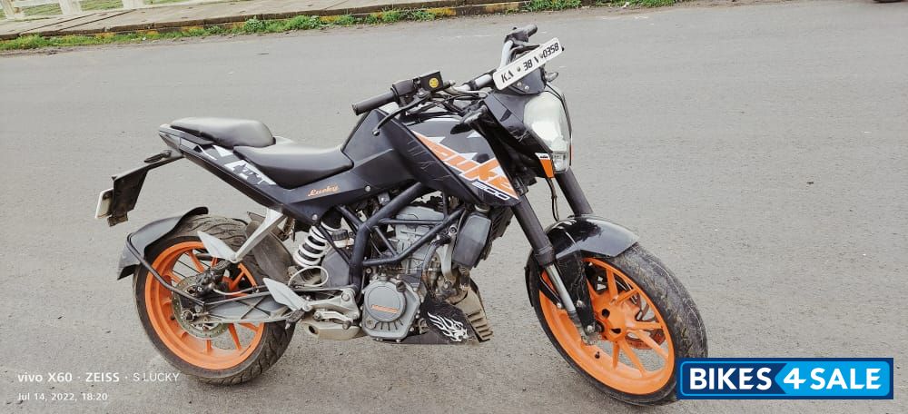 Black And Red KTM Duke 200