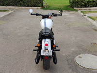 White Jawa 42 Dual Channel ABS Sirius White