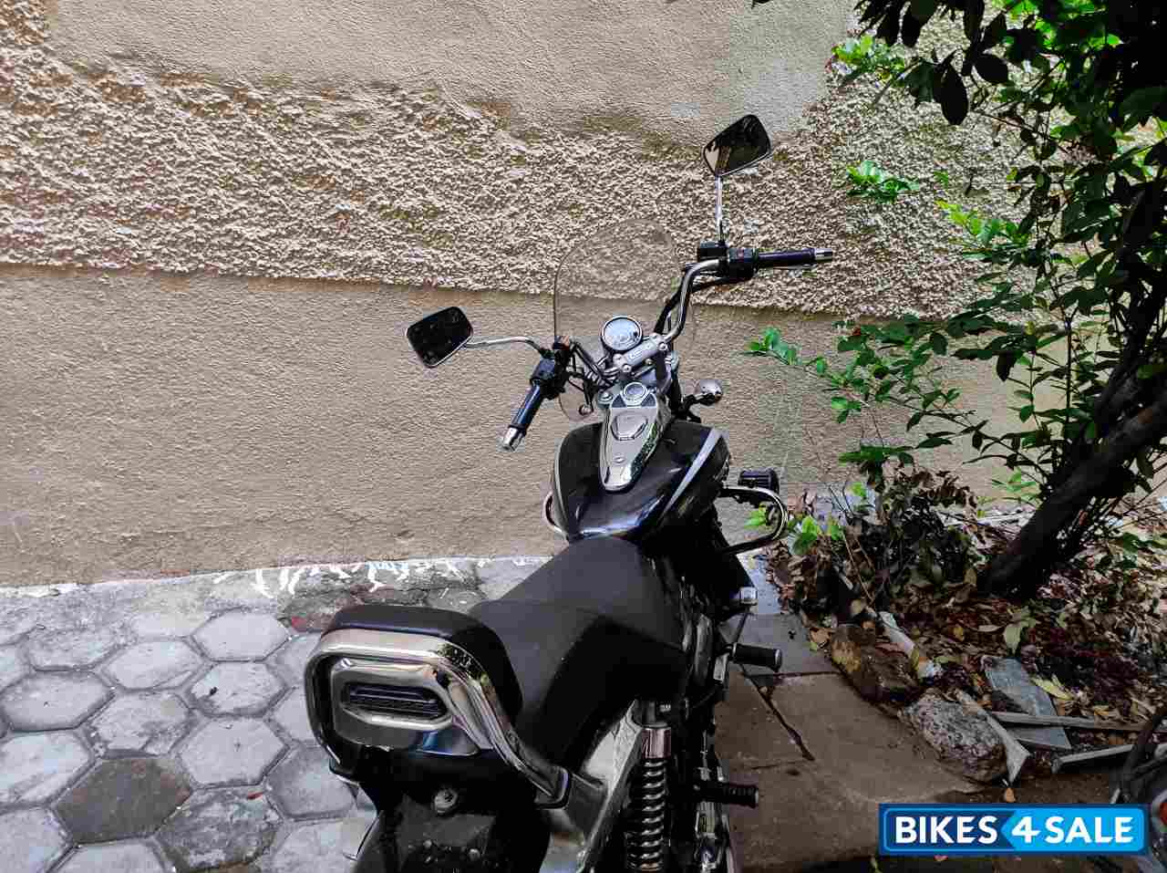 Bajaj Avenger Cruise 220