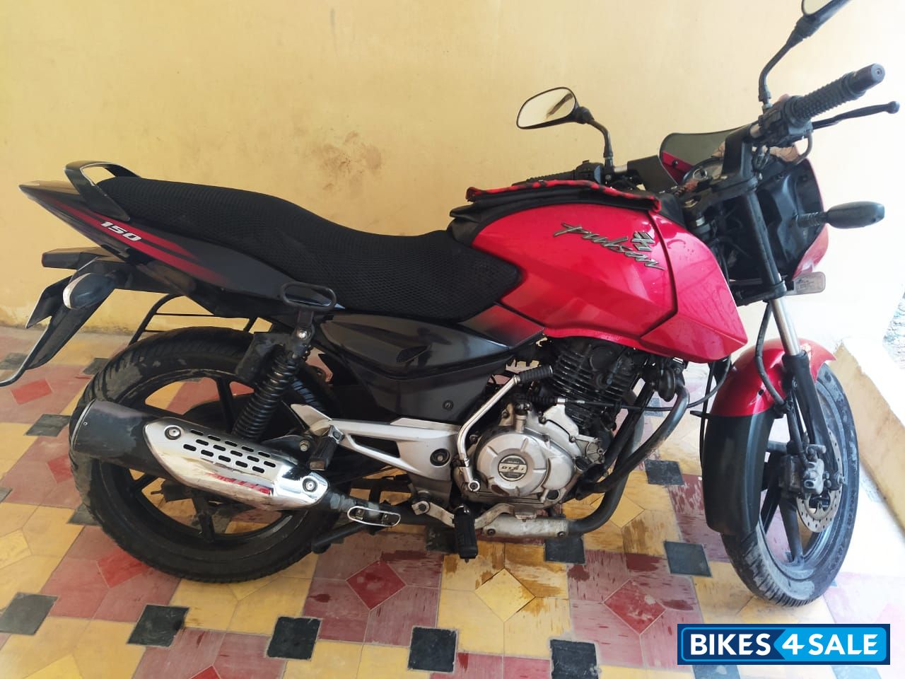 Wine Red Dual Decal Bajaj Pulsar 150 DTSi