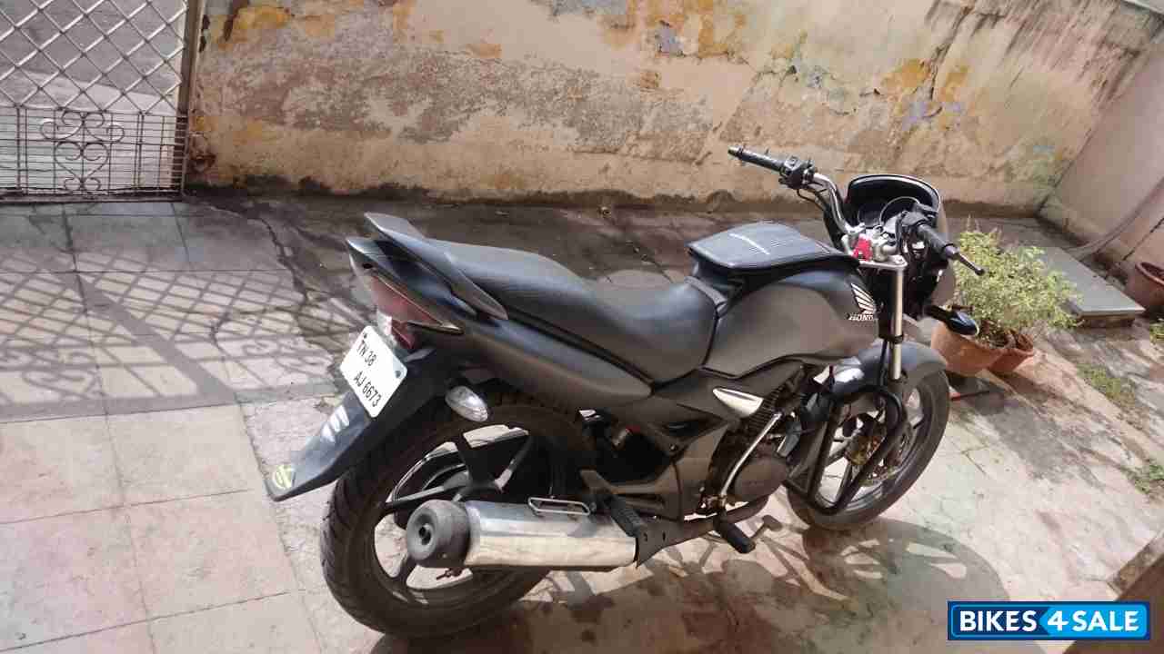 Matte Grey Color Honda Unicorn