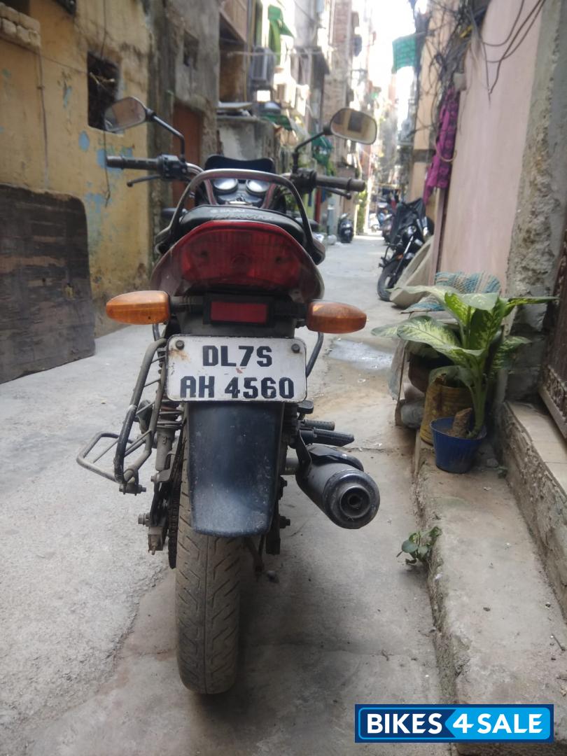 Red Bajaj Discover 125