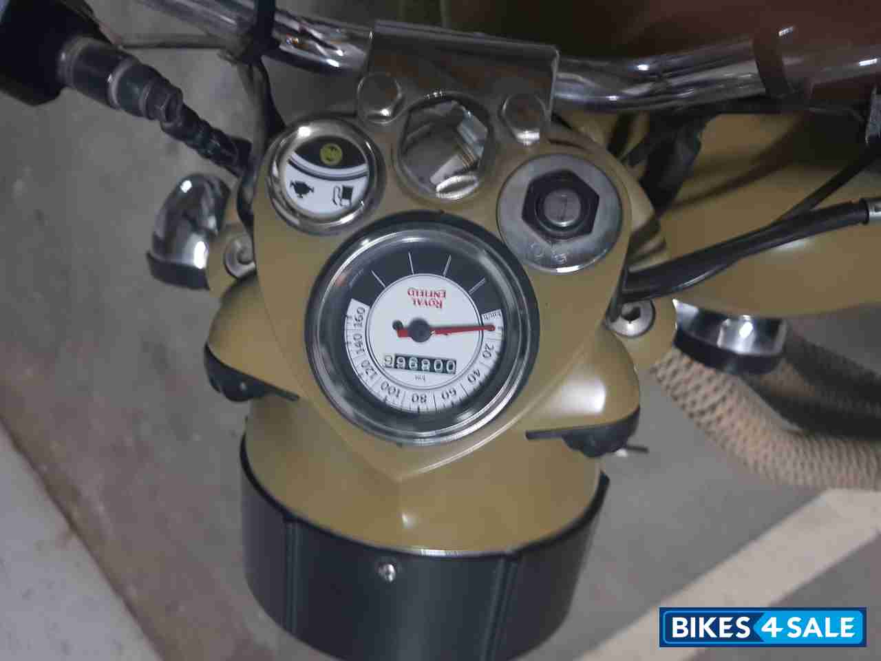 Royal Enfield Classic Desert Storm