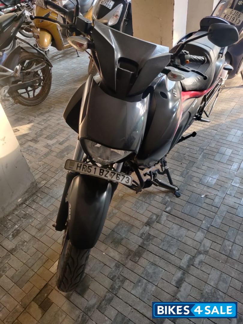 Suzuki Intruder 150