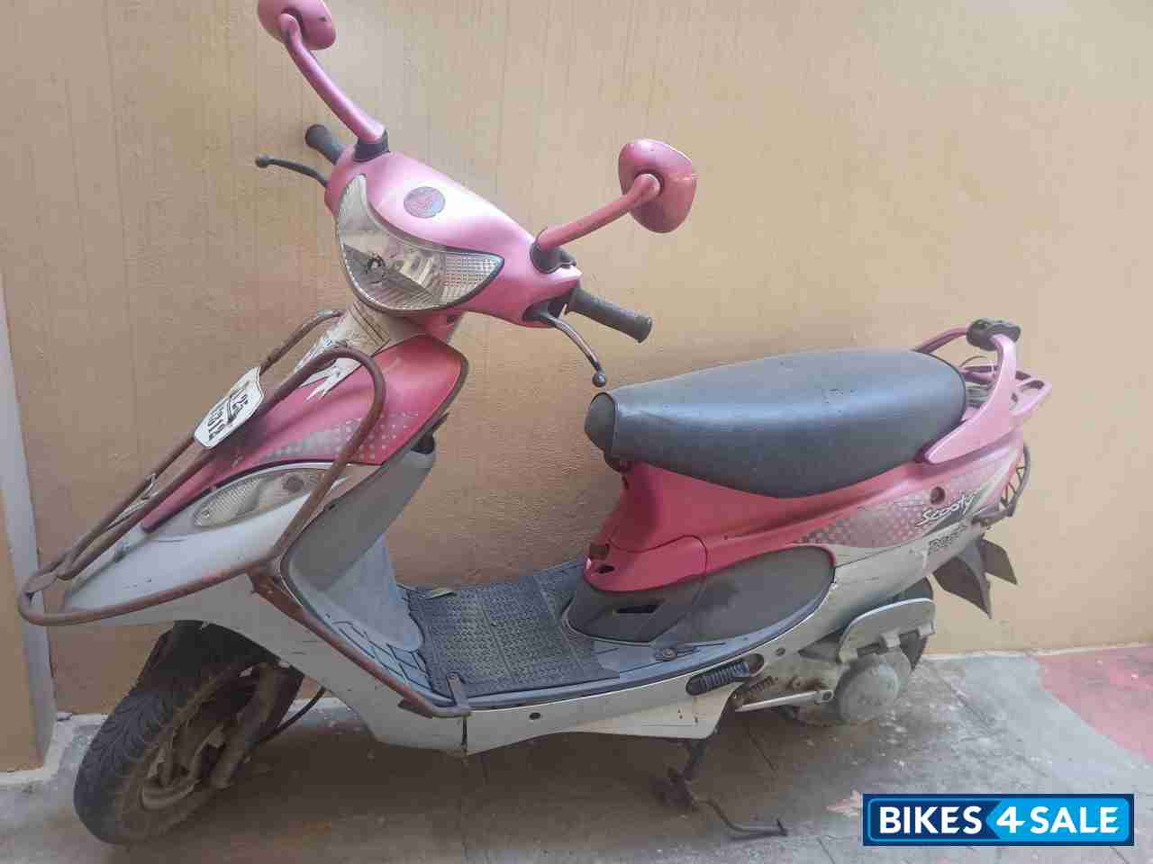 Pink TVS Scooty Pep