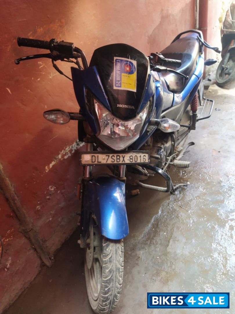 Blue Honda Livo 110