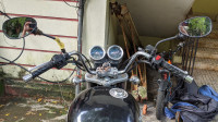 Black Royal Enfield Thunderbird 350