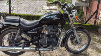 Black Royal Enfield Thunderbird 350