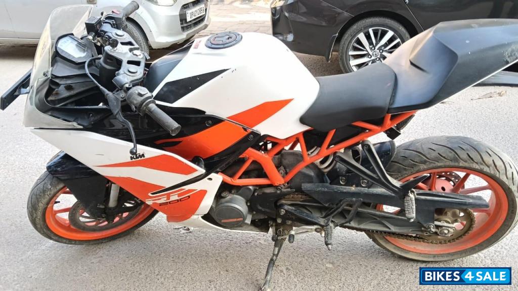 KTM Duke 200 ABS