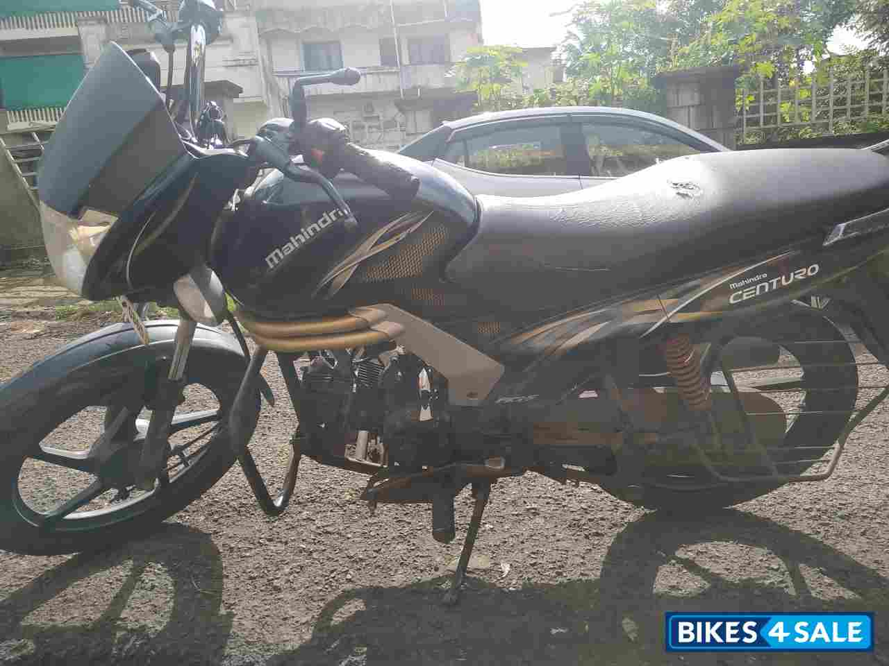 Mahindra Centuro