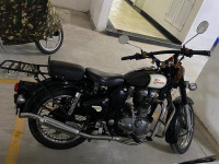 Black Royal Enfield Classic 350