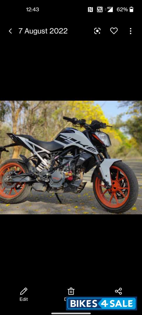 KTM Duke 200
