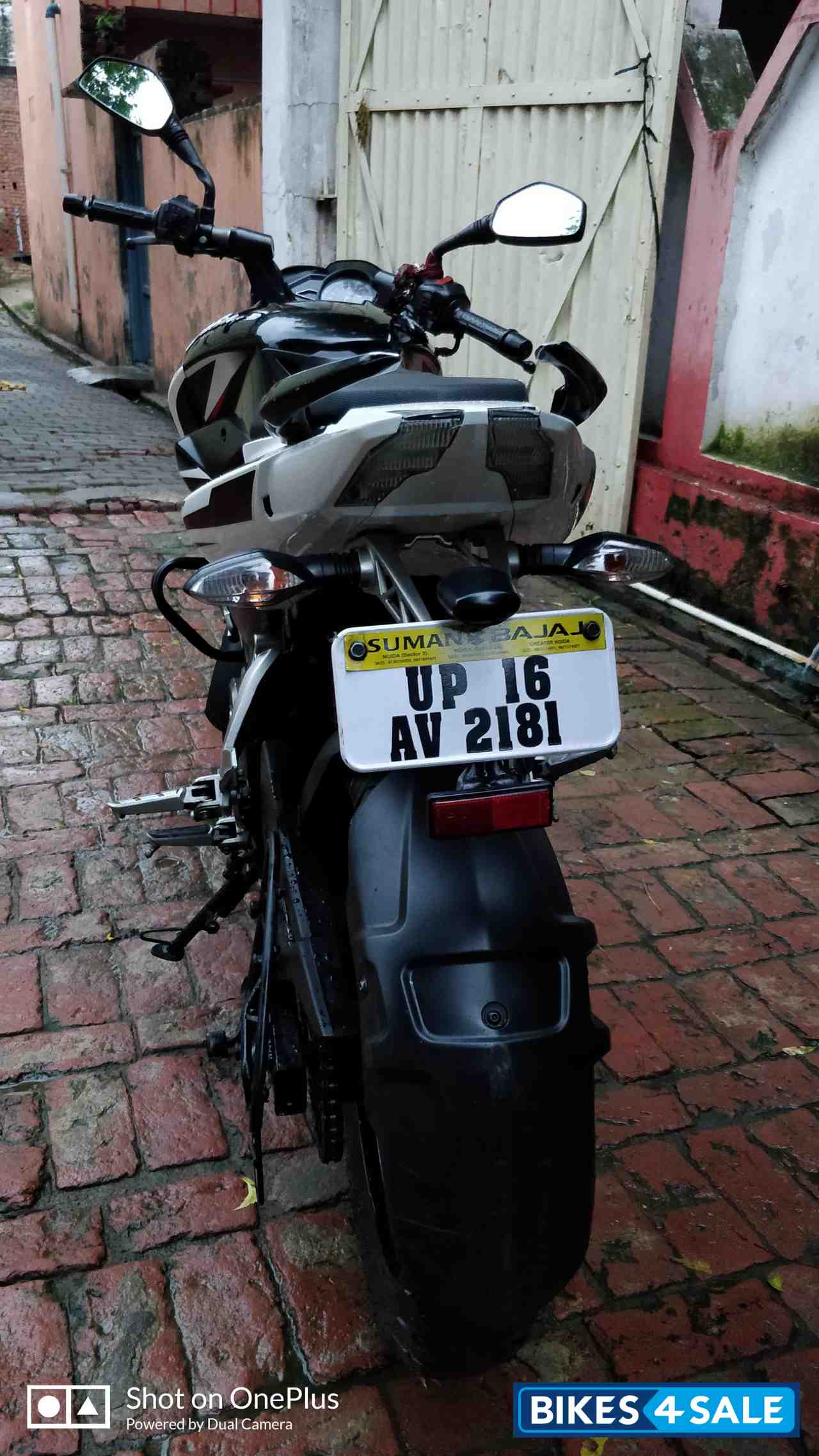 Bajaj Pulsar 200 NS Bajaj Pulsar 200 NS