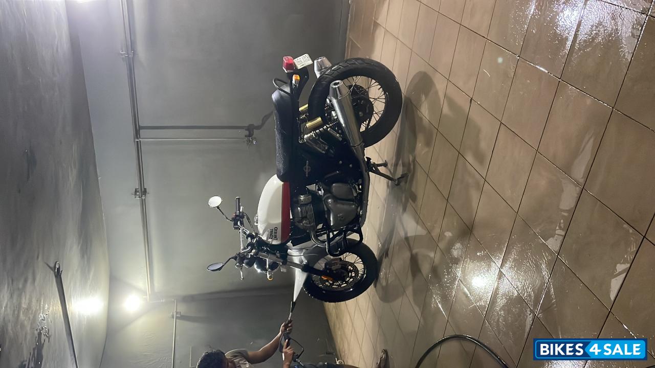 Bakers Express Royal Enfield Interceptor 650 Twin