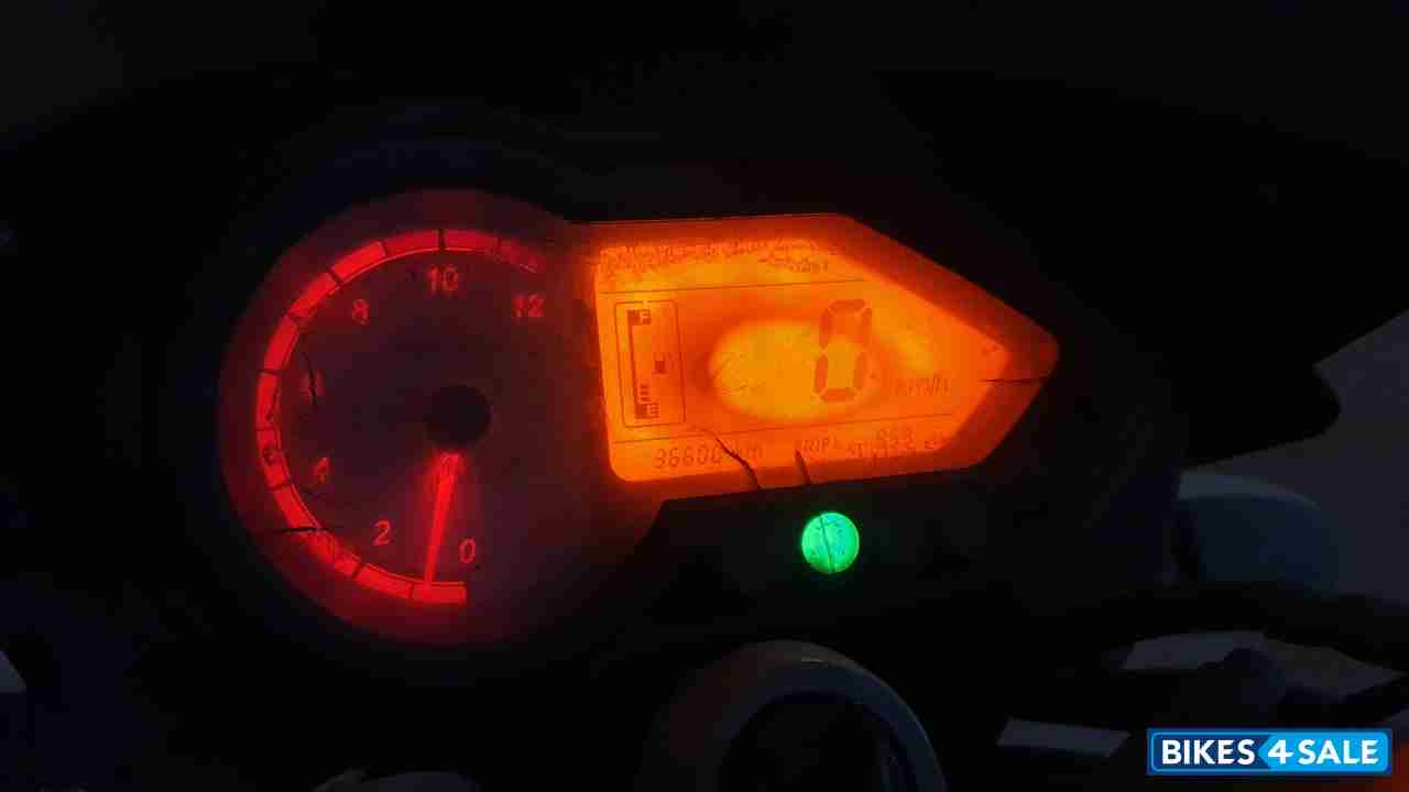 Black Bajaj Pulsar 180