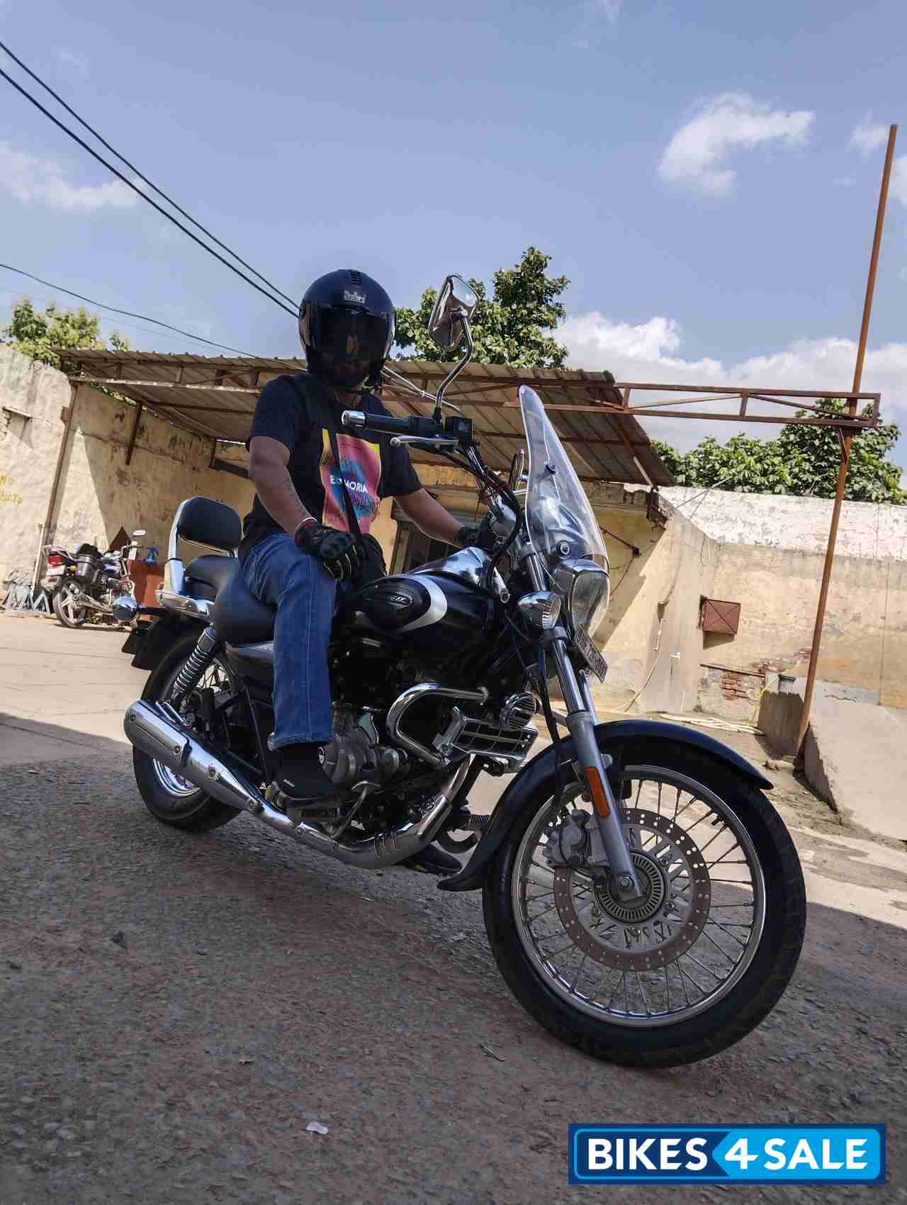 Bajaj Avenger Cruise 220 BS6 Bajaj Avenger Cruise 220 BS6