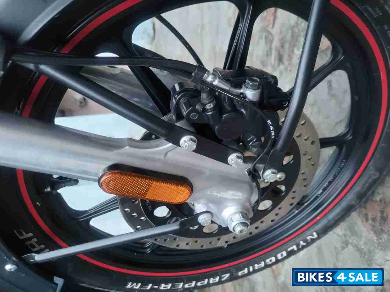 Royal Enfield Classic Stealth Black