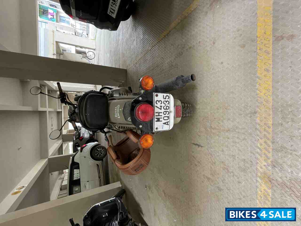 Royal Enfield Classic Desert Storm