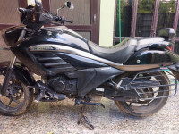 Black Suzuki Intruder 150 FI