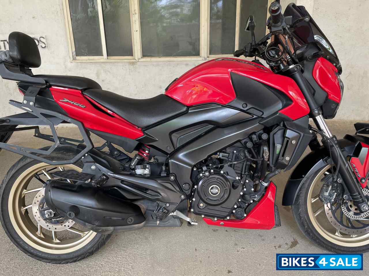 Red Bajaj Dominar 400 ABS BS6